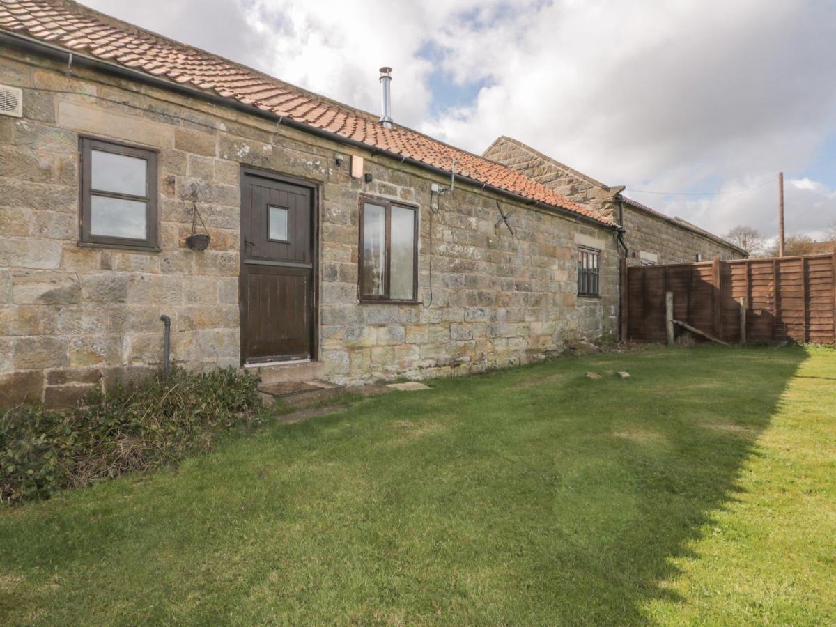 Stable Cottage Staintondale Esterno foto